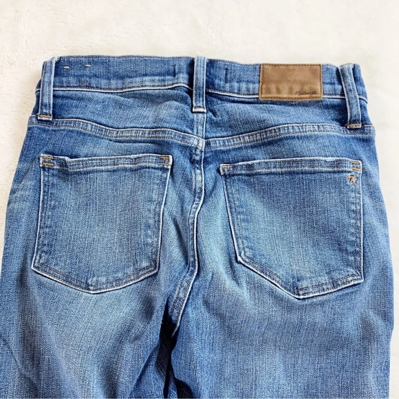 Madewell 9" High Rise Skinny Jeans Released Raw Hem - Picture 6 of 8